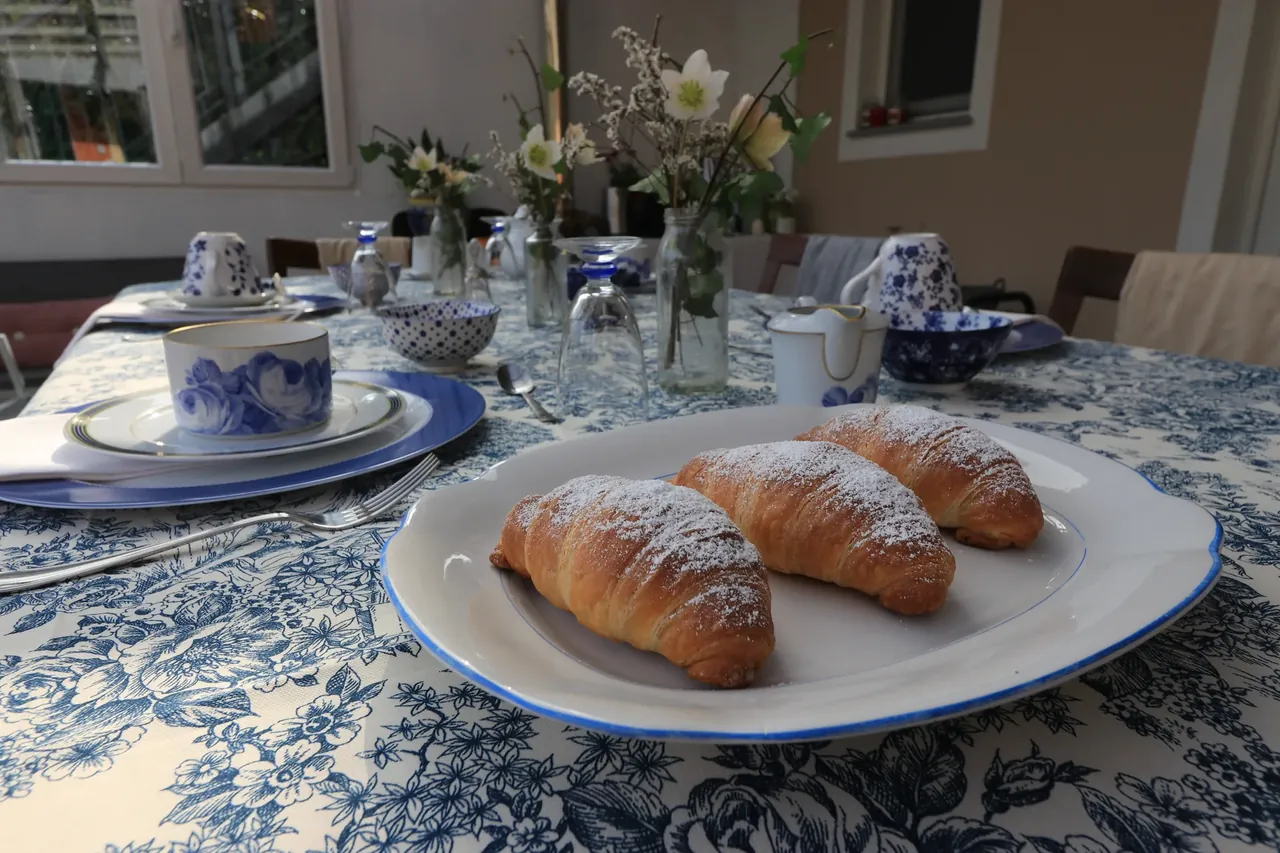 Breakfast at Lùlù Guest House