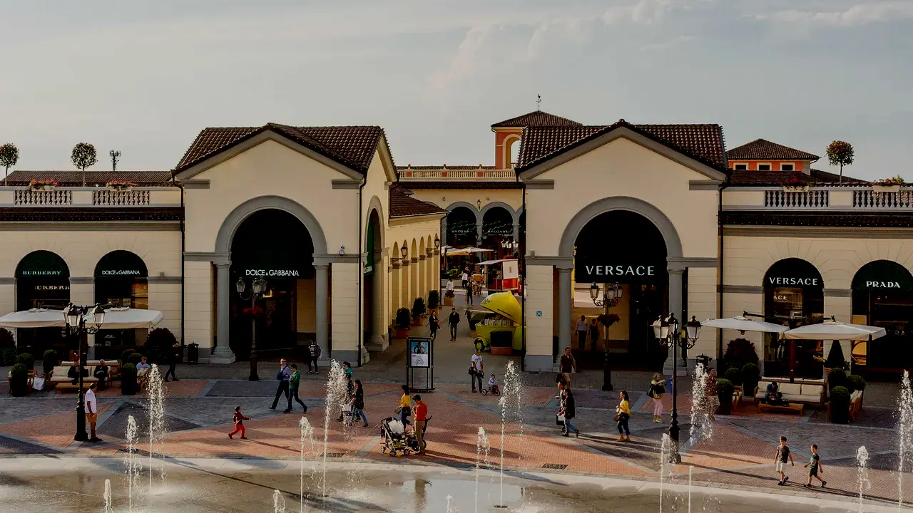 Navetta a/r Serravalle Designer Outlet